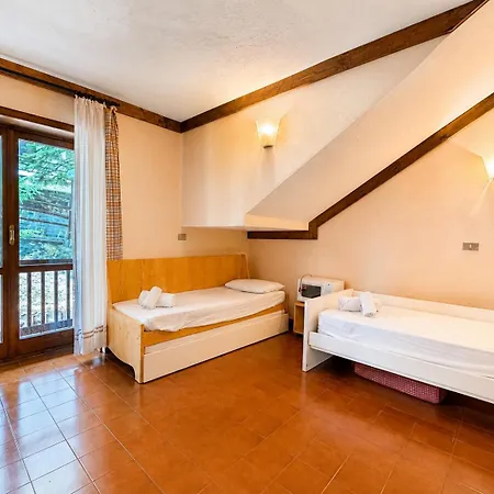 Apartment Hostdomus - A1-13 Grangesises